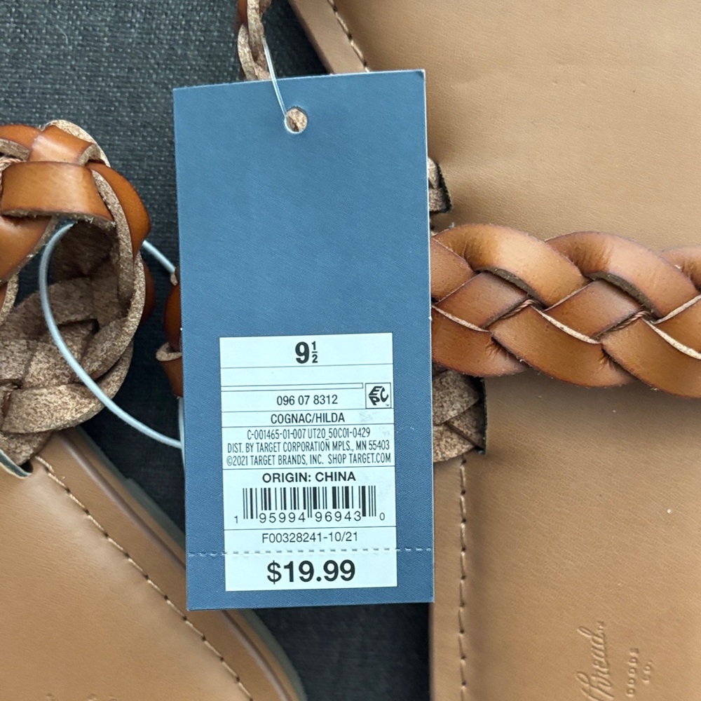 Universal Thred Women's Braided Tan Sandals 9.5 - Picture 3 of 4